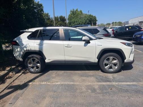 2021 Toyota RAV4 Hybrid XLE Premium