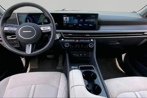 Aero Silver 2024 Hyundai SONATA SEL