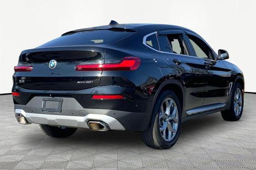 2023 BMW X4 xDrive30i
