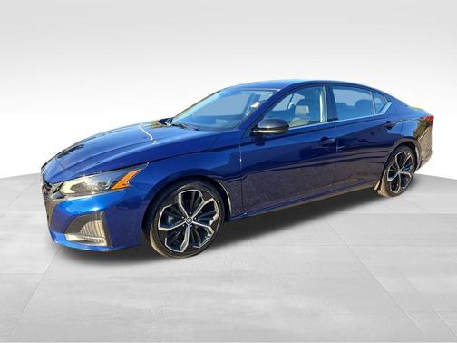 2024 Nissan Altima SR FWD