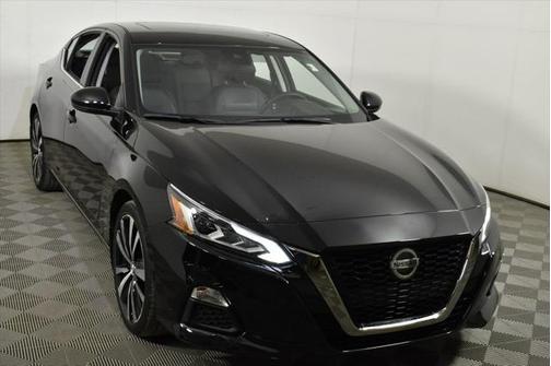 2020 Nissan Altima SR FWD