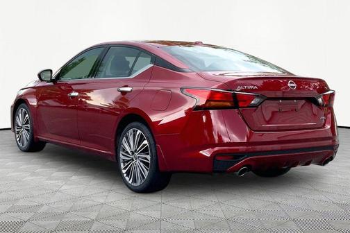 Scarlet Ember 2024 Nissan Altima 2.5 SL