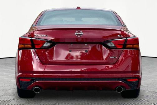 Scarlet Ember 2024 Nissan Altima 2.5 SL
