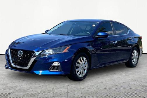 Deep Blue Pearl 2022 Nissan Altima S FWD
