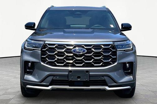 CARBONIZED GRAY METALLIC 2025 Ford Explorer Platinum