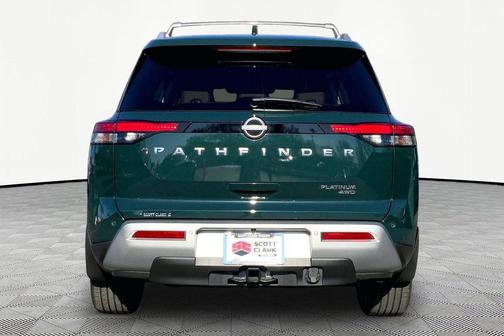 2024 Nissan Pathfinder Platinum 4WD