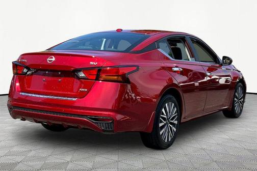 Scarlet Ember Tintcoat 2023 Nissan Altima 2.5 SV