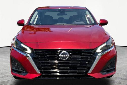 Scarlet Ember Tintcoat 2023 Nissan Altima 2.5 SV