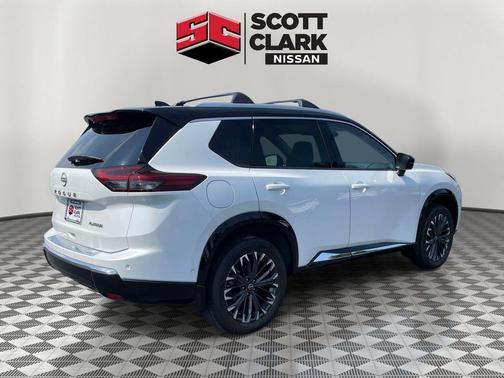 Everest White Pearl/Super Black 2025 Nissan Rogue Platinum