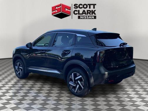 Super Black 2026 Nissan Kicks SV