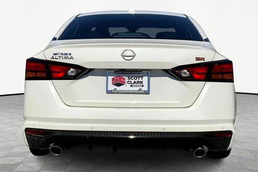2025 Nissan Altima SR FWD