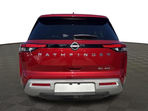 2023 Nissan Pathfinder SL 4WD