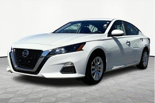 2022 Nissan Altima S FWD