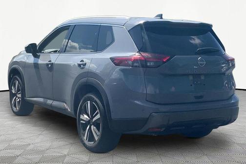 Boulder Gray Pearl 2025 Nissan Rogue SL