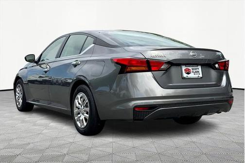 2024 Nissan Altima S FWD