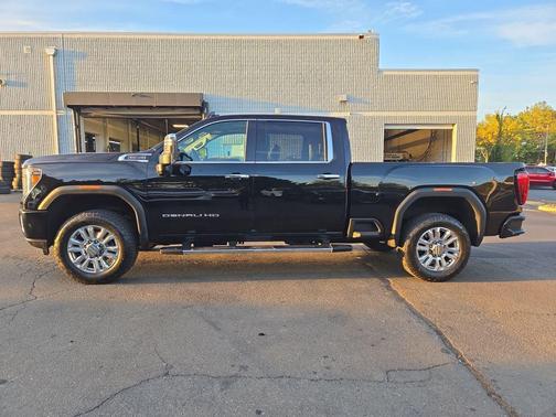 2023 GMC Sierra 2500 Denali