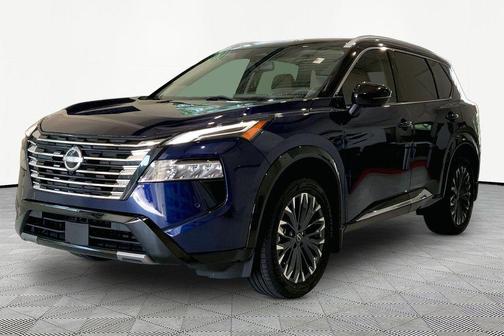 Deep Ocean Blue Pearl/Super Black 2024 Nissan Rogue Platinum