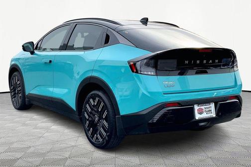 2026 Nissan Leaf PLATINUM+