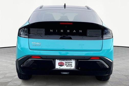 2026 Nissan Leaf PLATINUM+