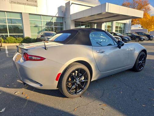 2023 Mazda MX-5 Miata Club