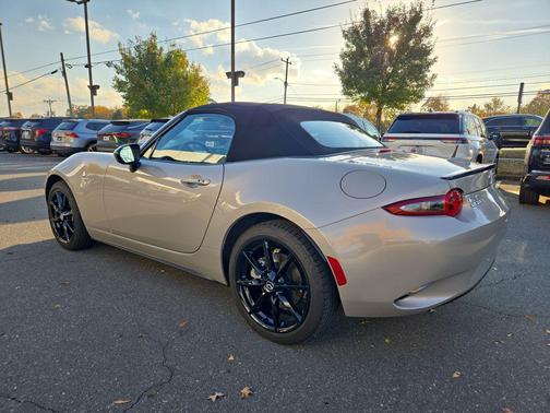 2023 Mazda MX-5 Miata Club