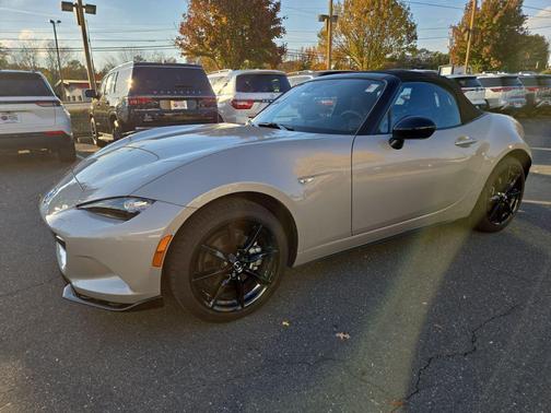 2023 Mazda MX-5 Miata Club