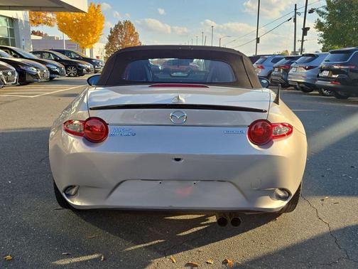 2023 Mazda MX-5 Miata Club