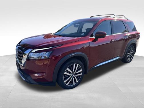 2022 Nissan Pathfinder Platinum 4WD