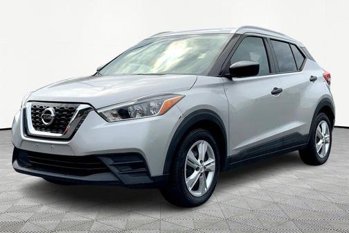 2019 Nissan Kicks S