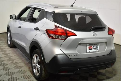 2019 Nissan Kicks S