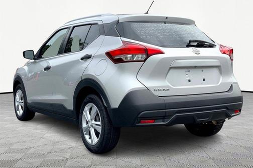 2019 Nissan Kicks S