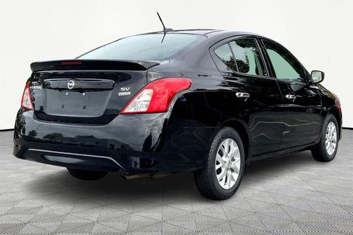 2018 Nissan Versa 1.6 SV