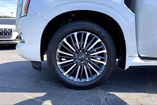 Everest White Pearl Tricoat 2026 Nissan Armada Platinum Reserve