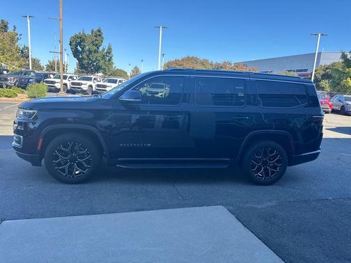2022 Jeep Wagoneer Series II 4x4