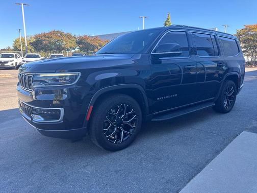 2022 Jeep Wagoneer Series II 4x4