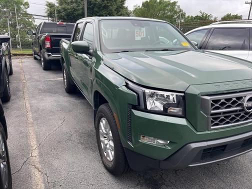 2022 Nissan Frontier SV