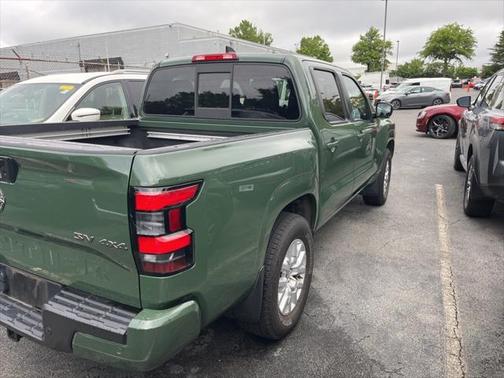 2022 Nissan Frontier SV