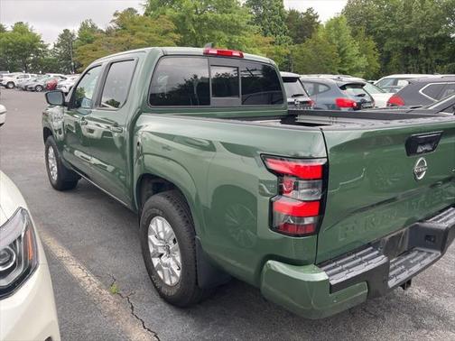 2022 Nissan Frontier SV