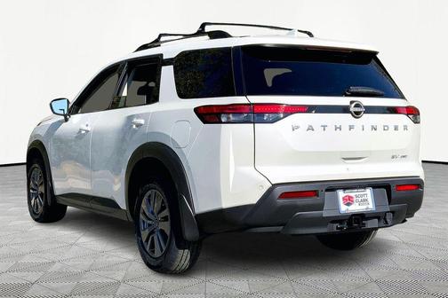 2024 Nissan Pathfinder SV 4WD
