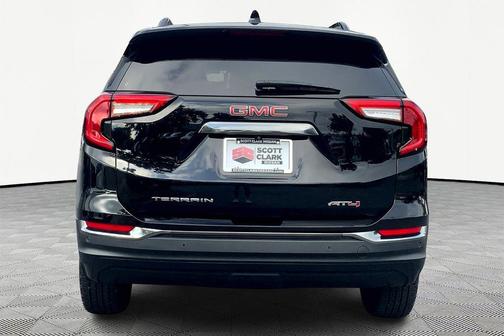 2023 GMC Terrain AWD AT4
