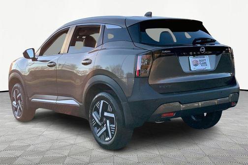 Canyon Bronze Metallic 2026 Nissan Kicks SV