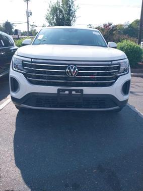 2024 Volkswagen Atlas 2.0T SE w/Technology 4MOTION