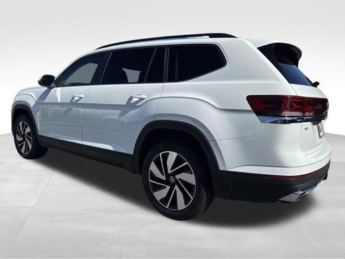 2024 Volkswagen Atlas 2.0T SE w/Technology 4MOTION