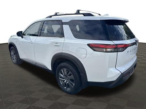 2025 Nissan Pathfinder SV FWD