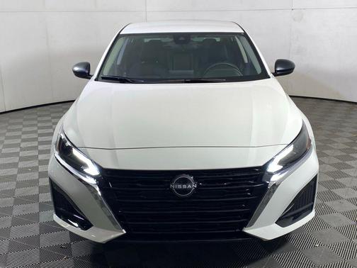 2025 Nissan Altima S FWD