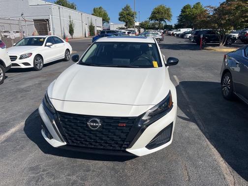 2024 Nissan Altima SR FWD