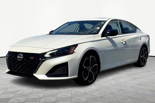 2024 Nissan Altima SR FWD