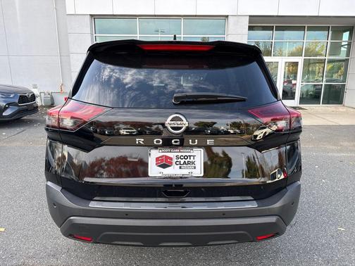 2021 Nissan Rogue S