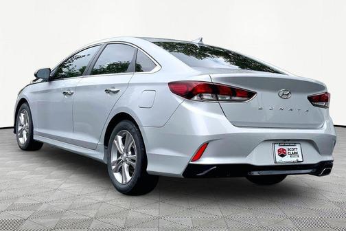 Symphony Silver 2018 Hyundai SONATA SEL