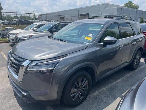 2022 Nissan Pathfinder SV 4WD
